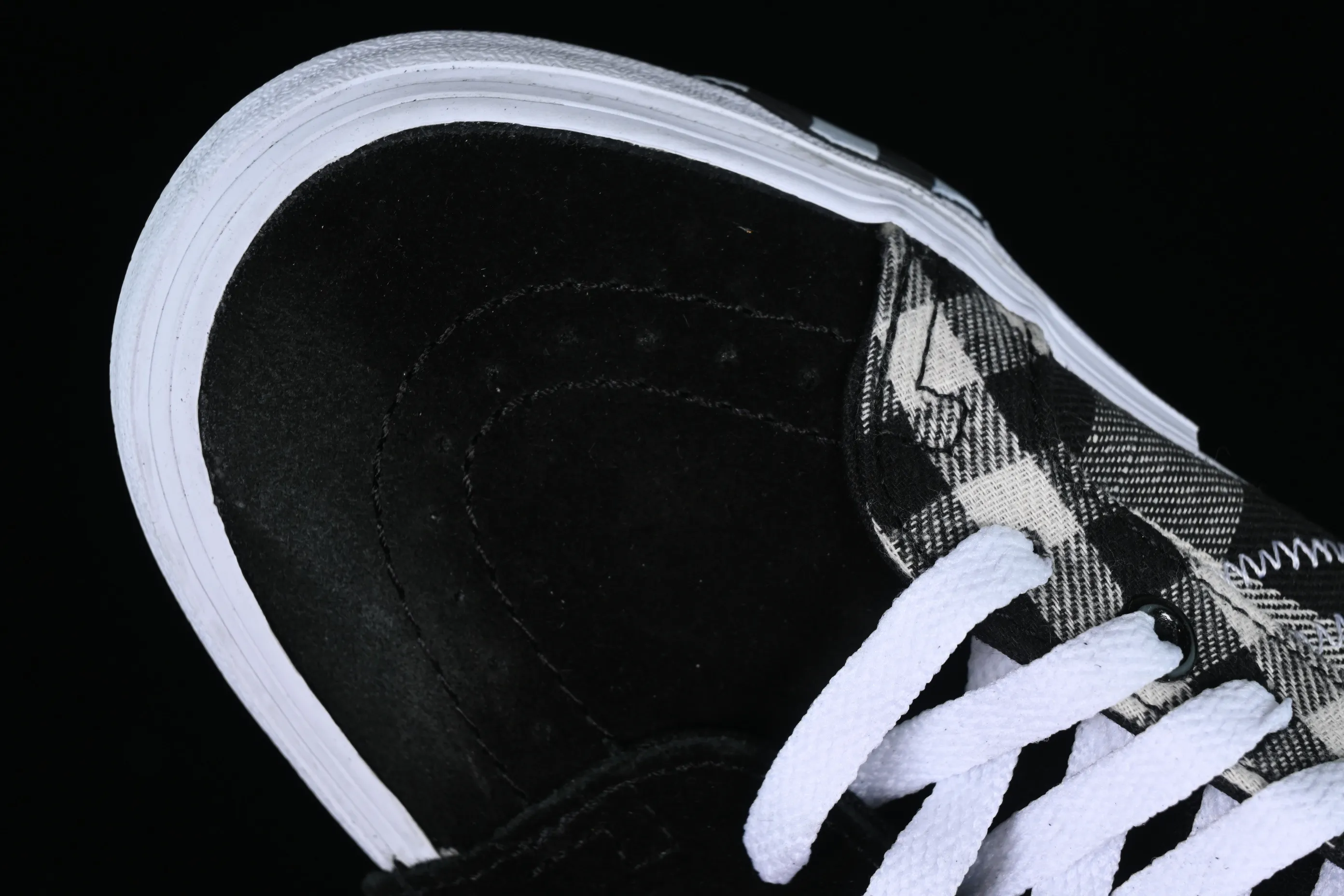 All categories Vans Vans series Vans Hi Vans high-top Vans Vault Sk8-Hi Cap LX Deconstruction New black and white checkerboard high-top canvas vulcanized sneakers VN0A3WM1XOS